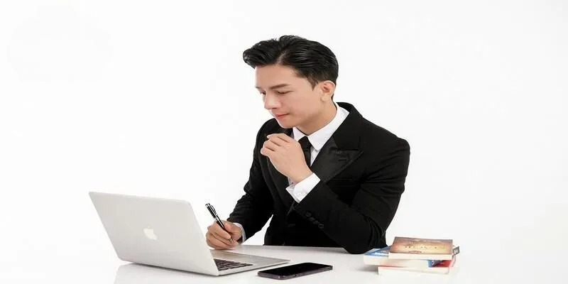 Tác Giả Sunwin - Hành Trình Xây Dựng Một Đế Chế Game Cá Cược 2 Giải mã chiến lược đưa Sunwin lên tầm cao mới